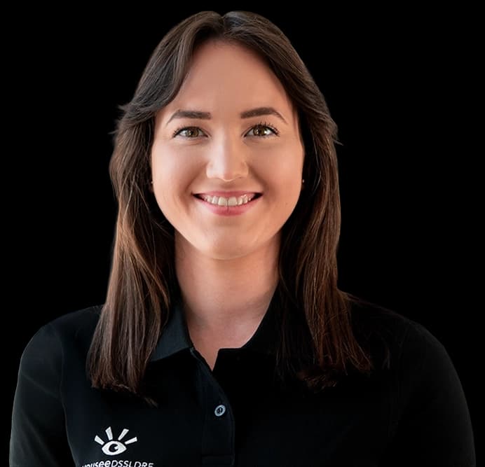 Unsere Augenoptikerin Eva Reincke